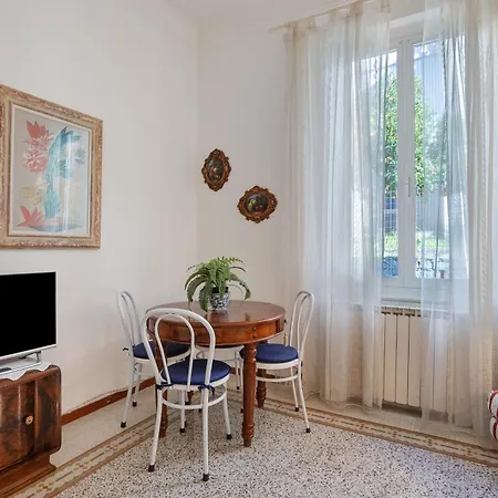 公寓 Seba House